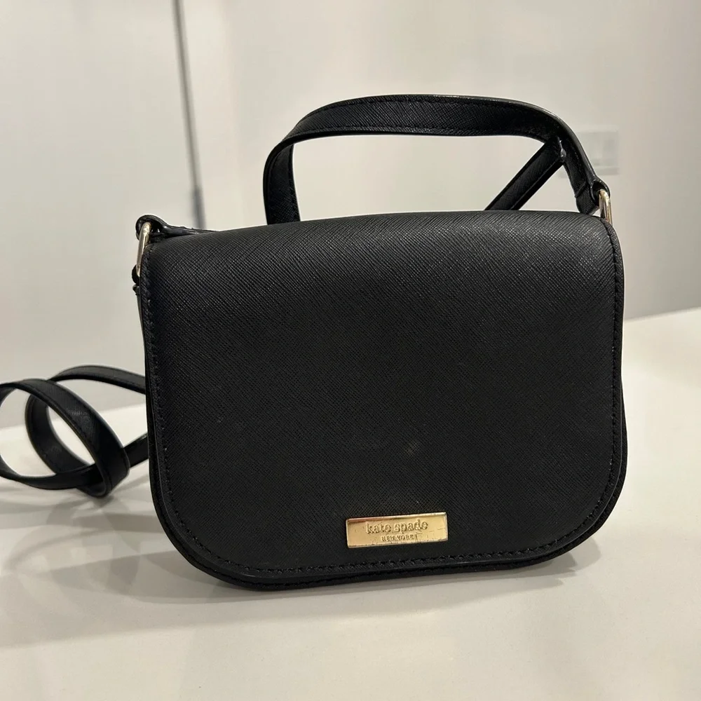Kate Spade - Picture 1 of 3